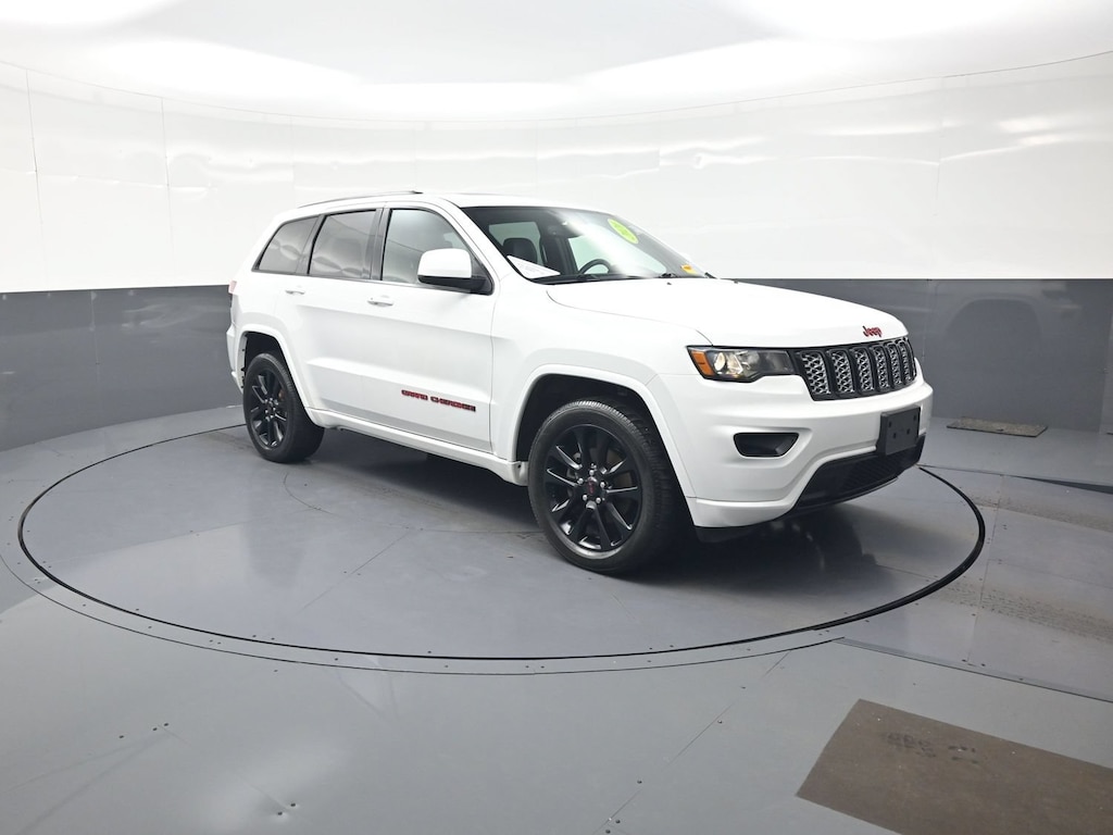 Used 2020 Jeep Grand Cherokee Altitude SUV