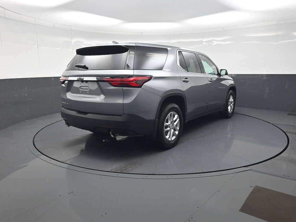 Used 2023 Chevrolet Traverse LS SUV