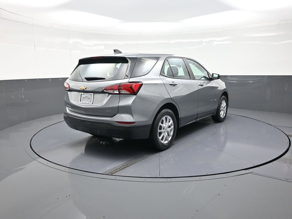 Used 2023 Chevrolet Equinox LS SUV