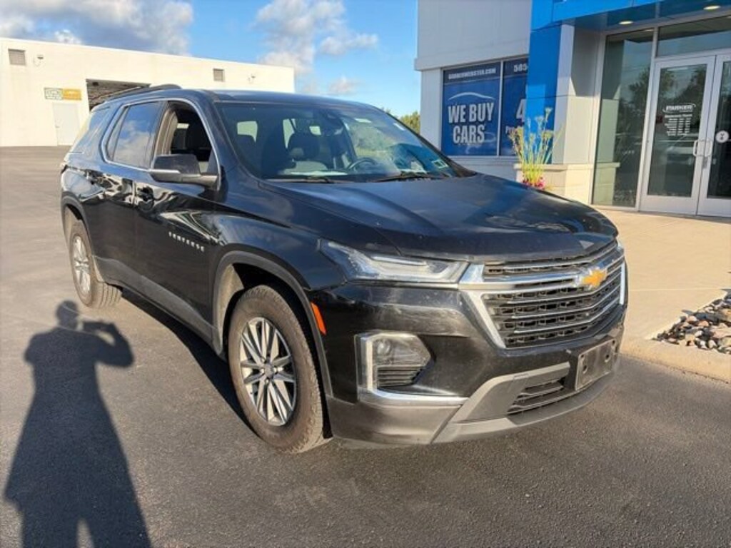 Used 2023 Chevrolet Traverse LT SUV