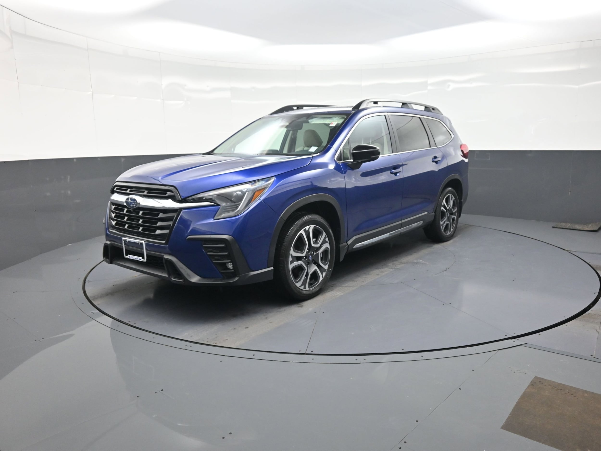 2026 Subaru Ascent Limited - Photo 7