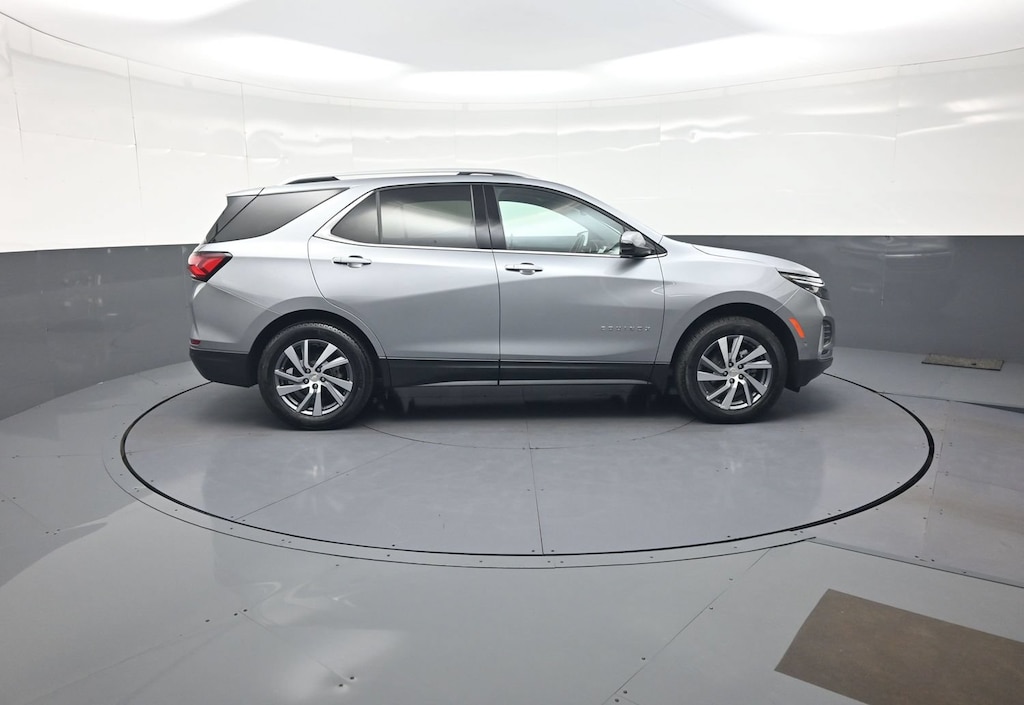 Used 2024 Chevrolet Equinox Premier SUV