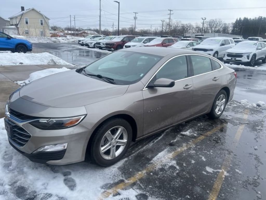 Used 2024 Chevrolet Malibu LT Sedan