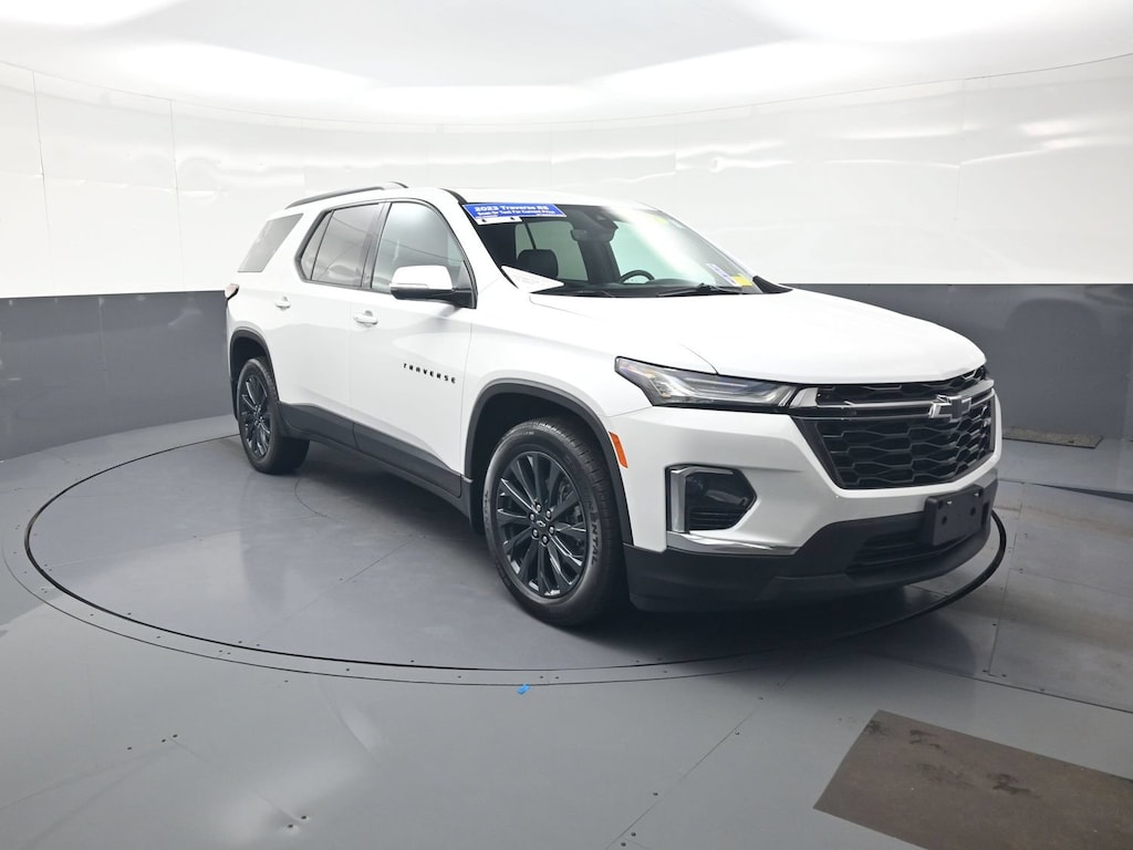 Used 2023 Chevrolet Traverse RS SUV