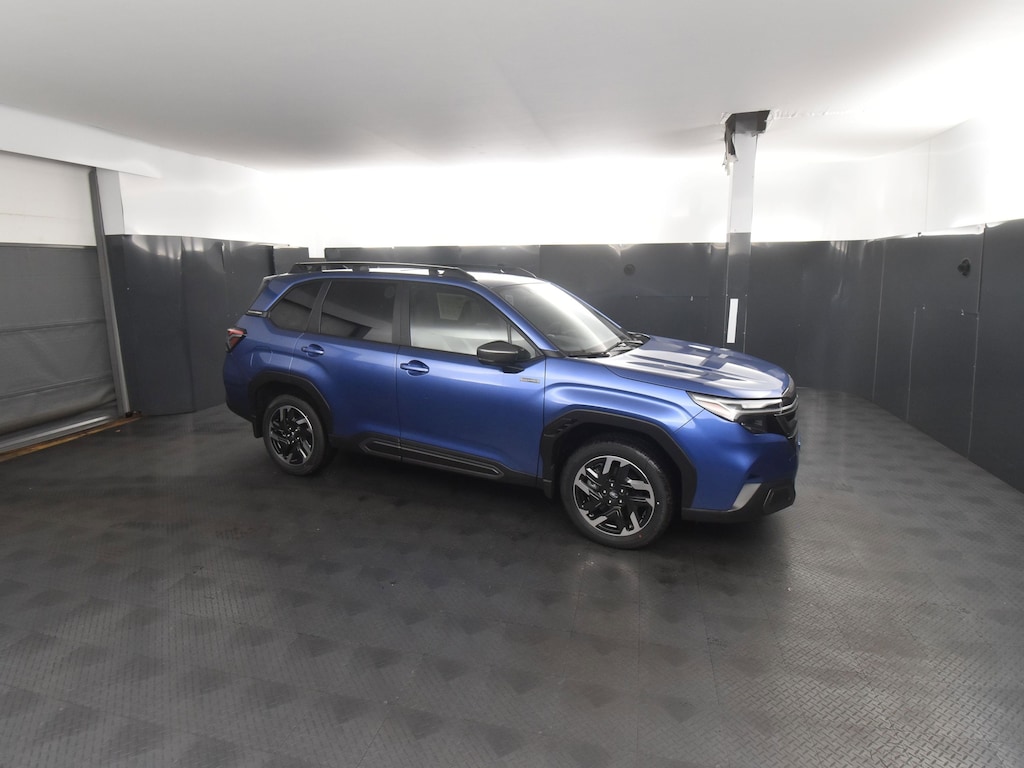 New 2025 Subaru Forester Hybrid Limited SUV