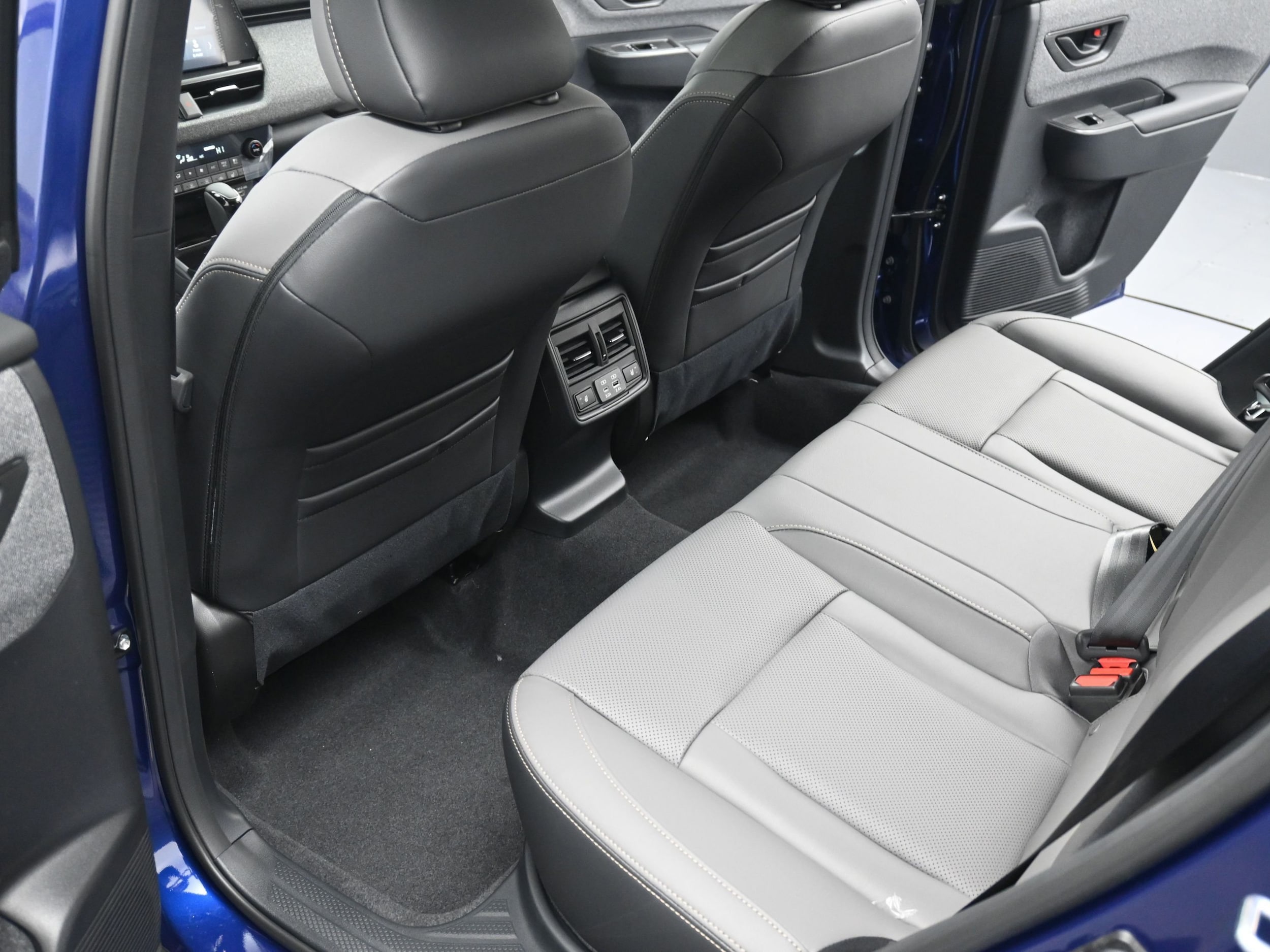 2026 Subaru Outback Limited - Photo 41