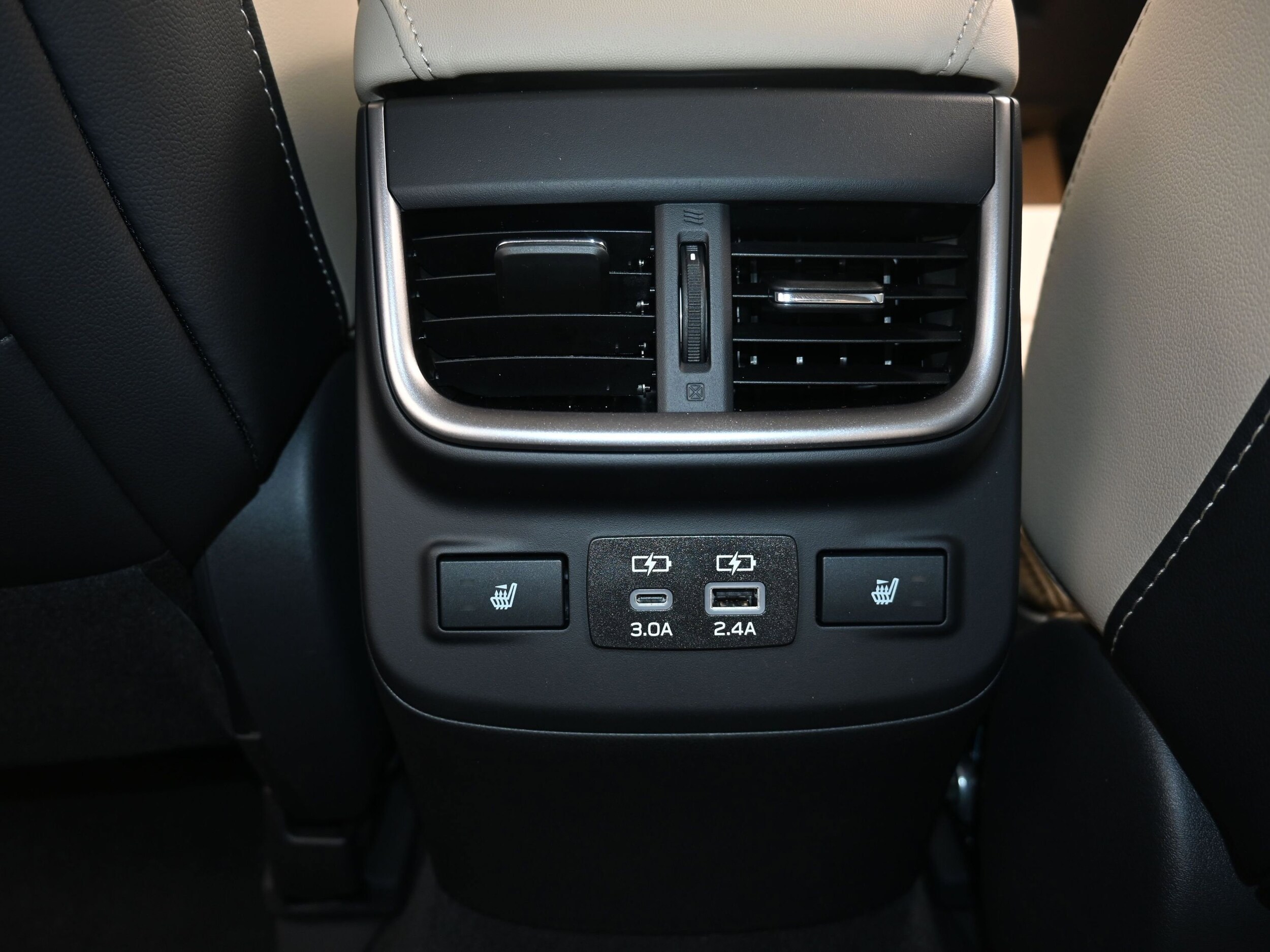 2025 Subaru Legacy Limited - Photo 28