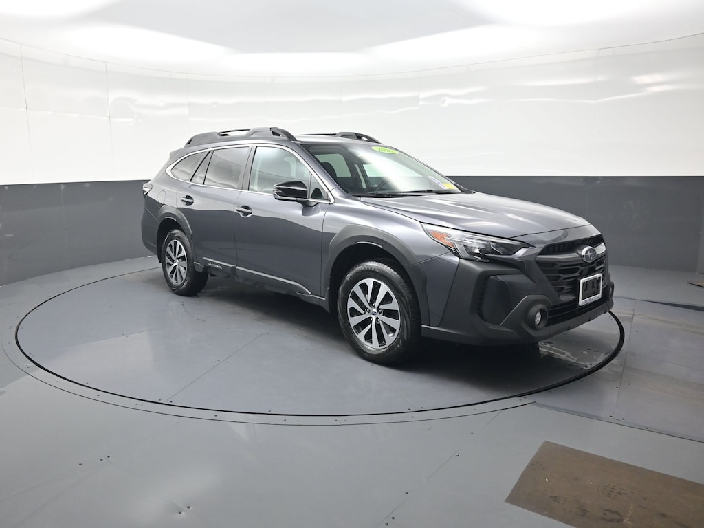Used 2025 Subaru Outback Premium SUV