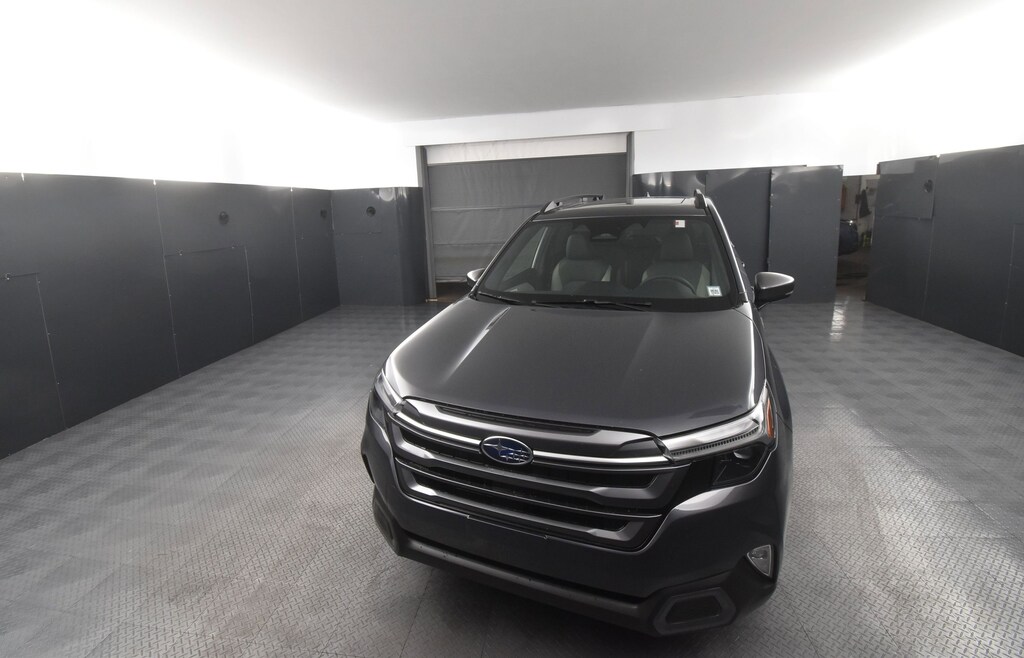 New 2025 Subaru Forester Hybrid Limited SUV