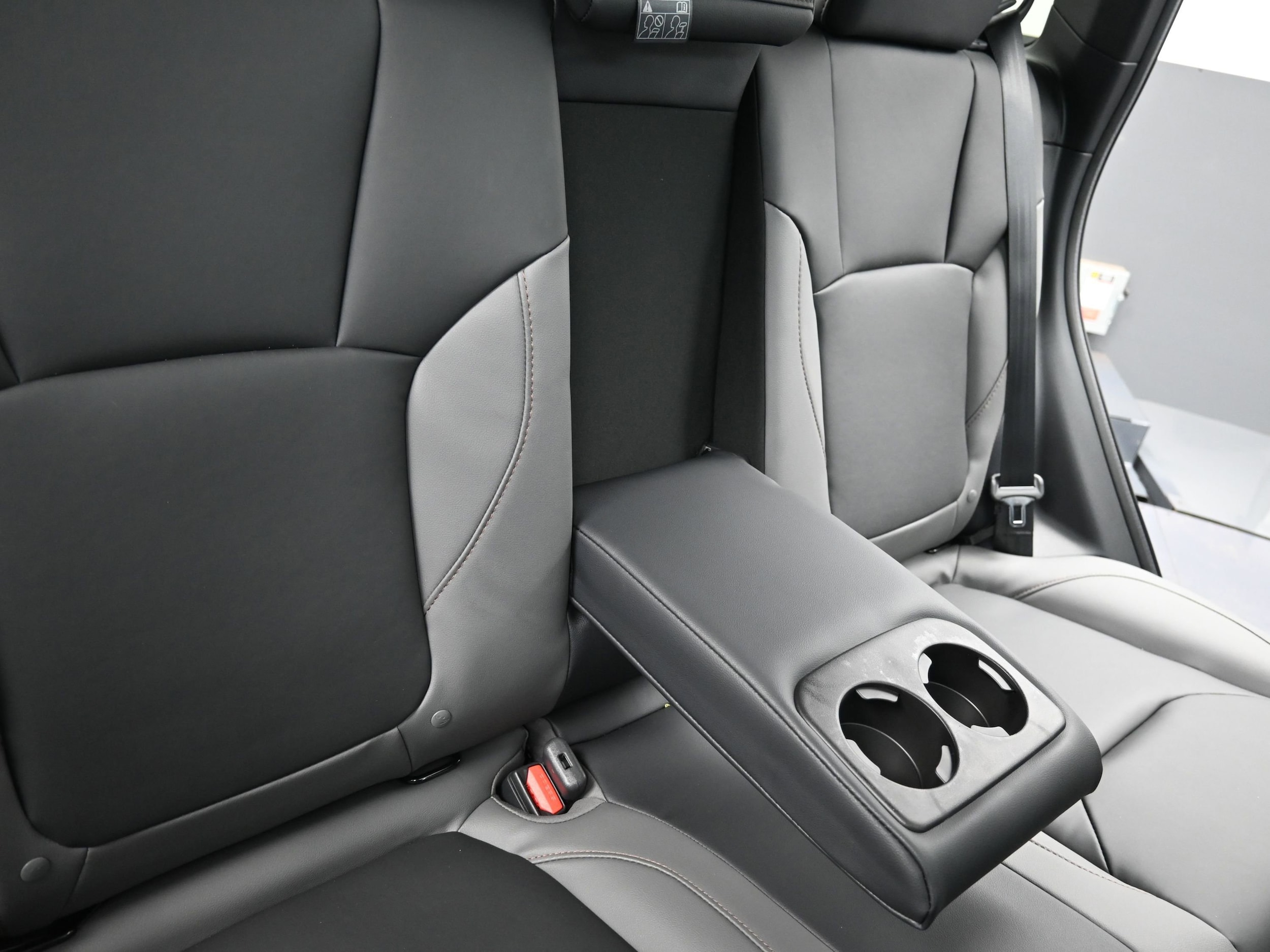 2026 Subaru Forester Sport - Photo 25