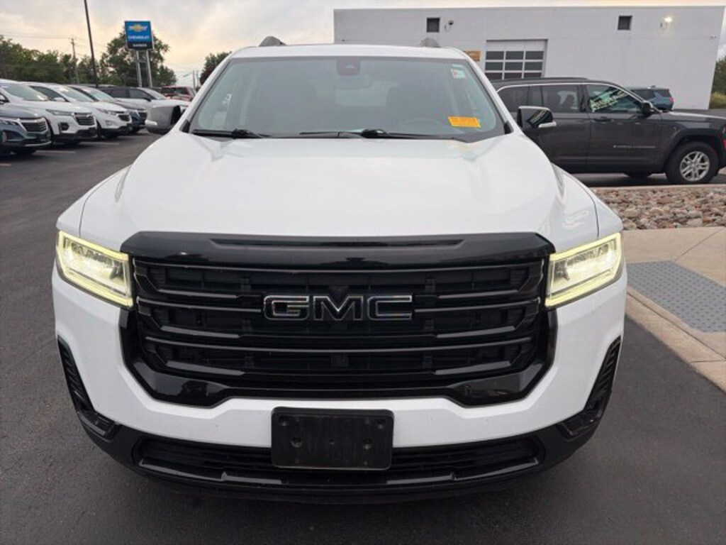 Used 2023 GMC Acadia SLT SUV
