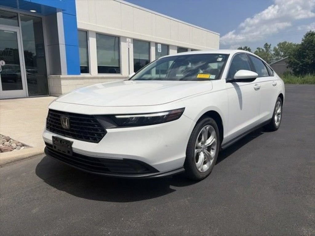 Used 2023 Honda Accord LX Sedan