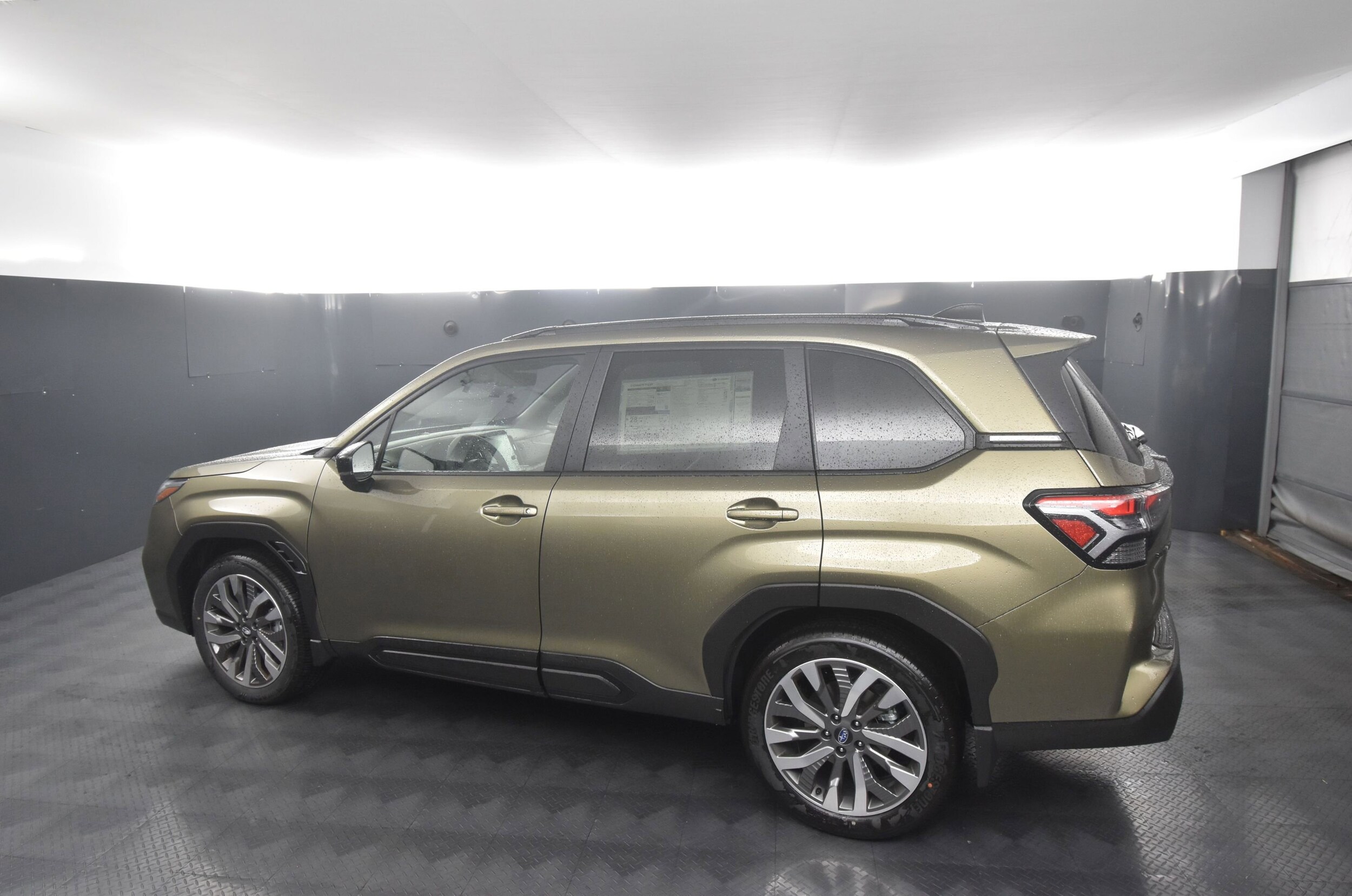 2025 Subaru Forester Touring - Photo 6