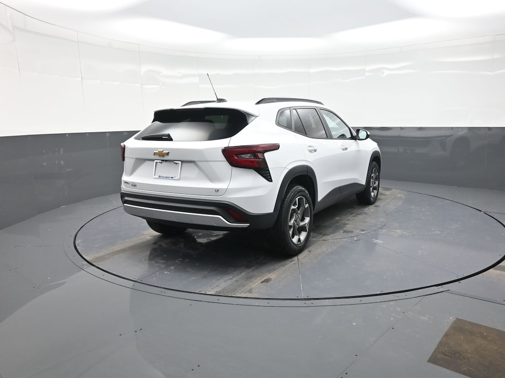 Used 2024 Chevrolet Trax LT SUV
