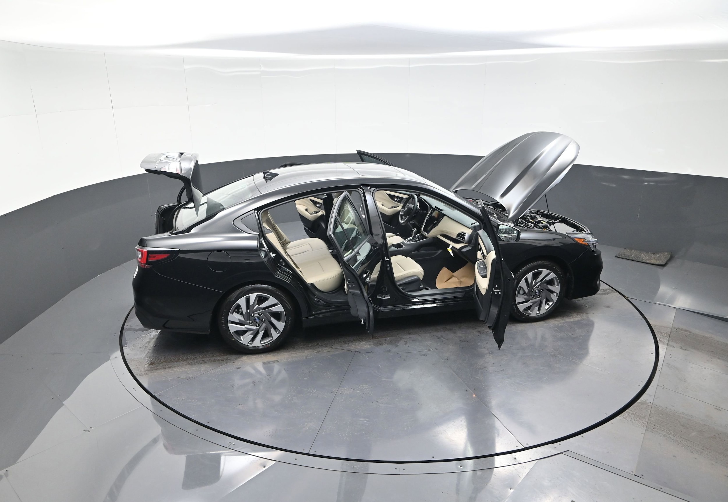 2025 Subaru Legacy Limited - Photo 14