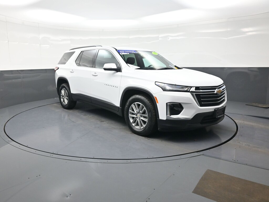 Used 2023 Chevrolet Traverse LT SUV