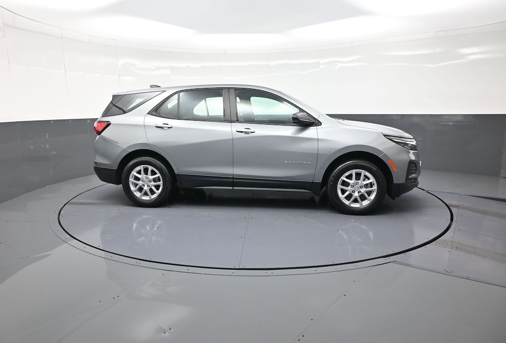 Used 2023 Chevrolet Equinox LS SUV