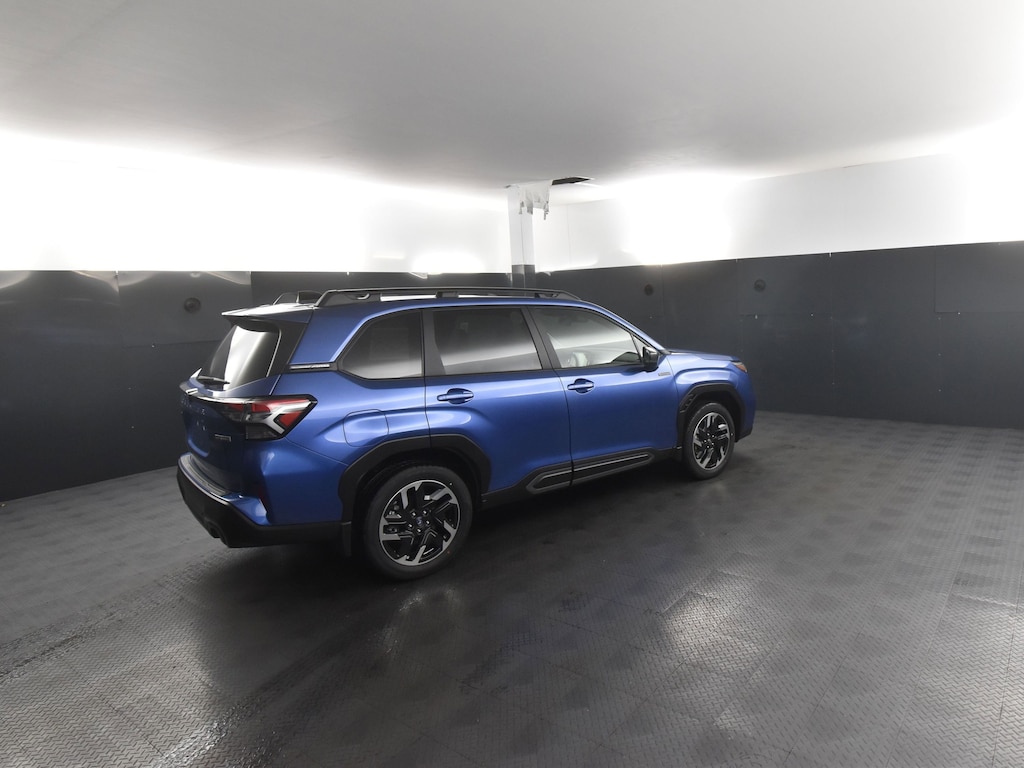 New 2025 Subaru Forester Hybrid Limited SUV