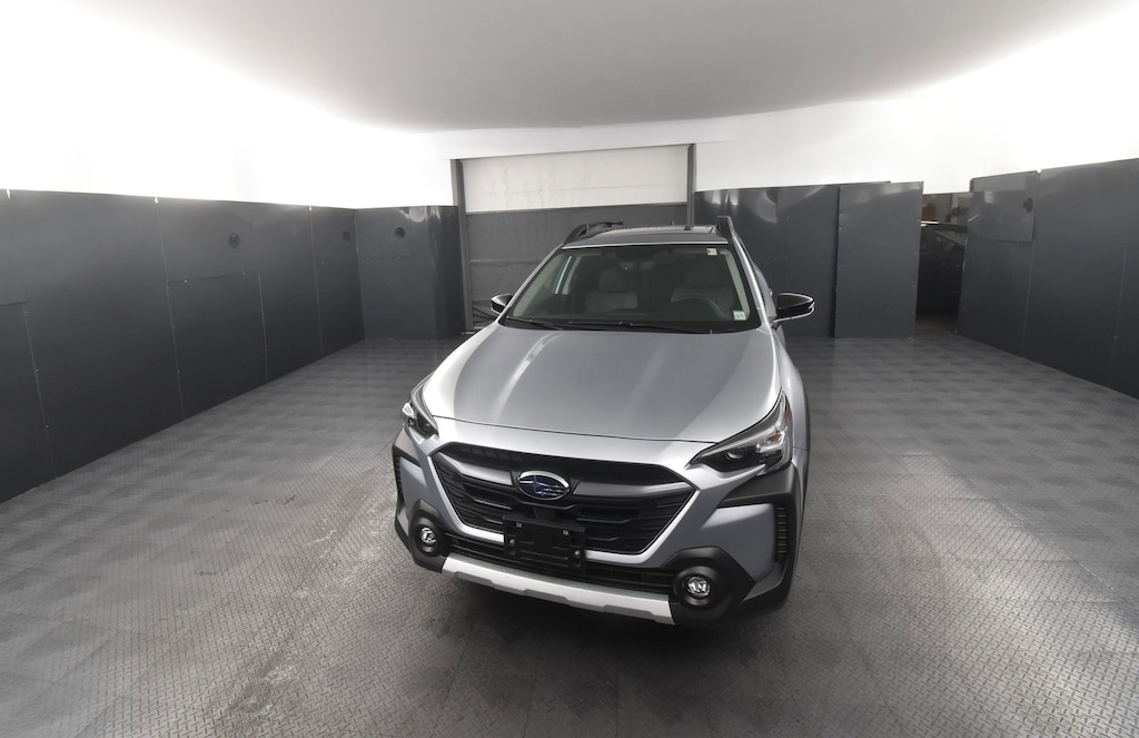 New 2025 Subaru Outback Limited SUV
