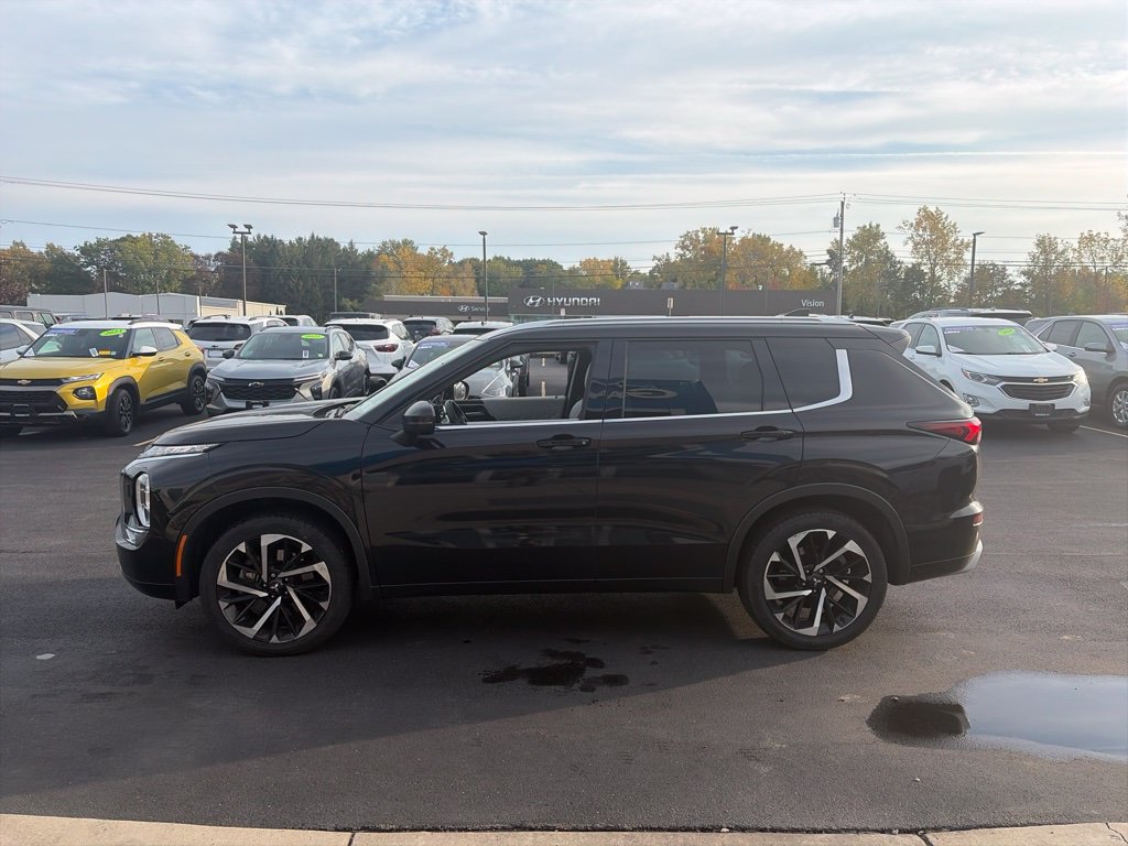 2022 Mitsubishi Outlander
