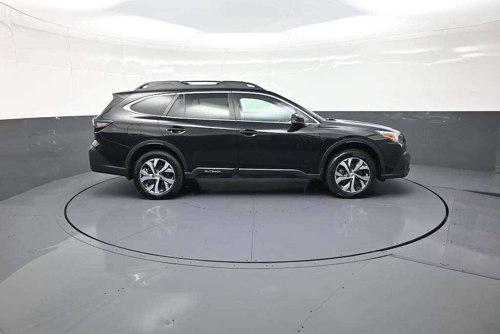 Used 2022 Subaru Outback Limited SUV