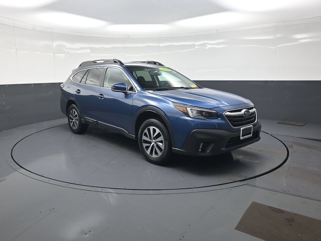 Used 2021 Subaru Outback Premium SUV