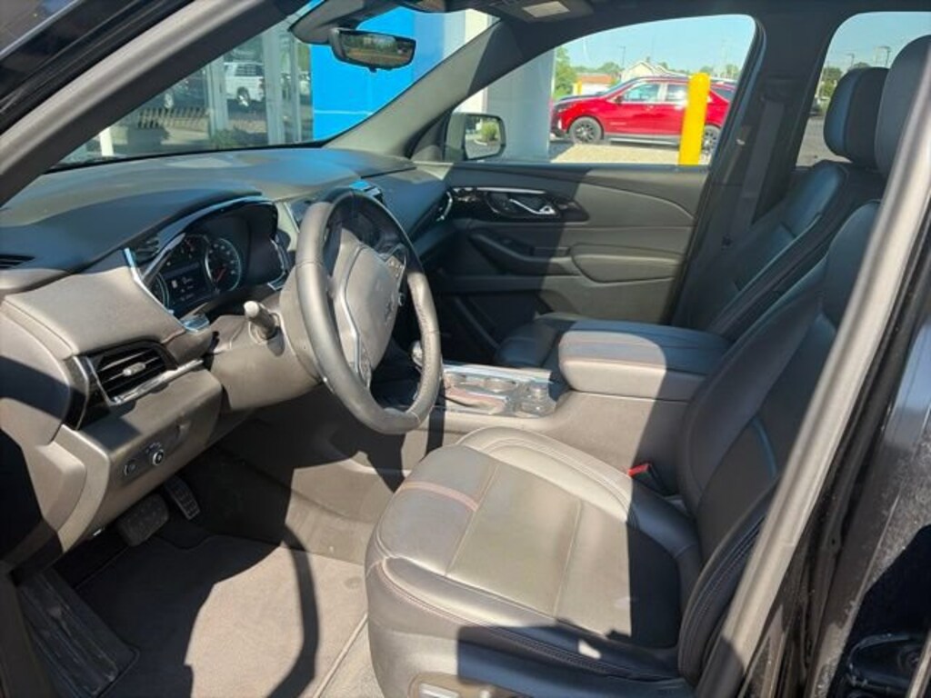 Used 2023 Chevrolet Traverse RS SUV