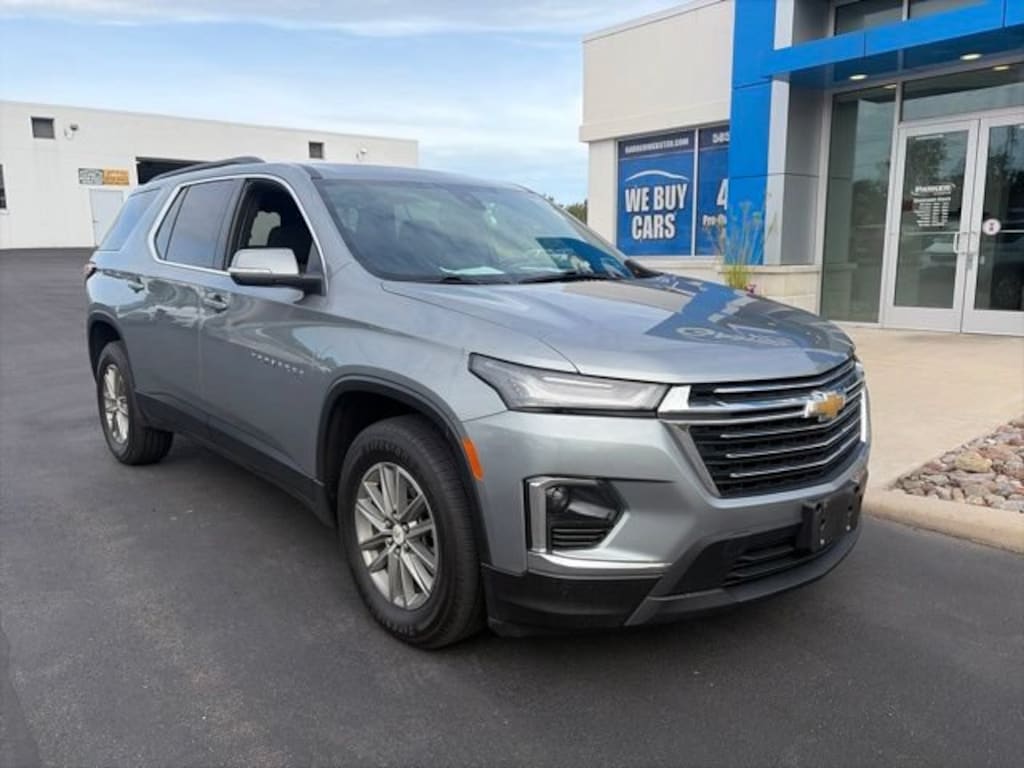 Used 2023 Chevrolet Traverse LT SUV