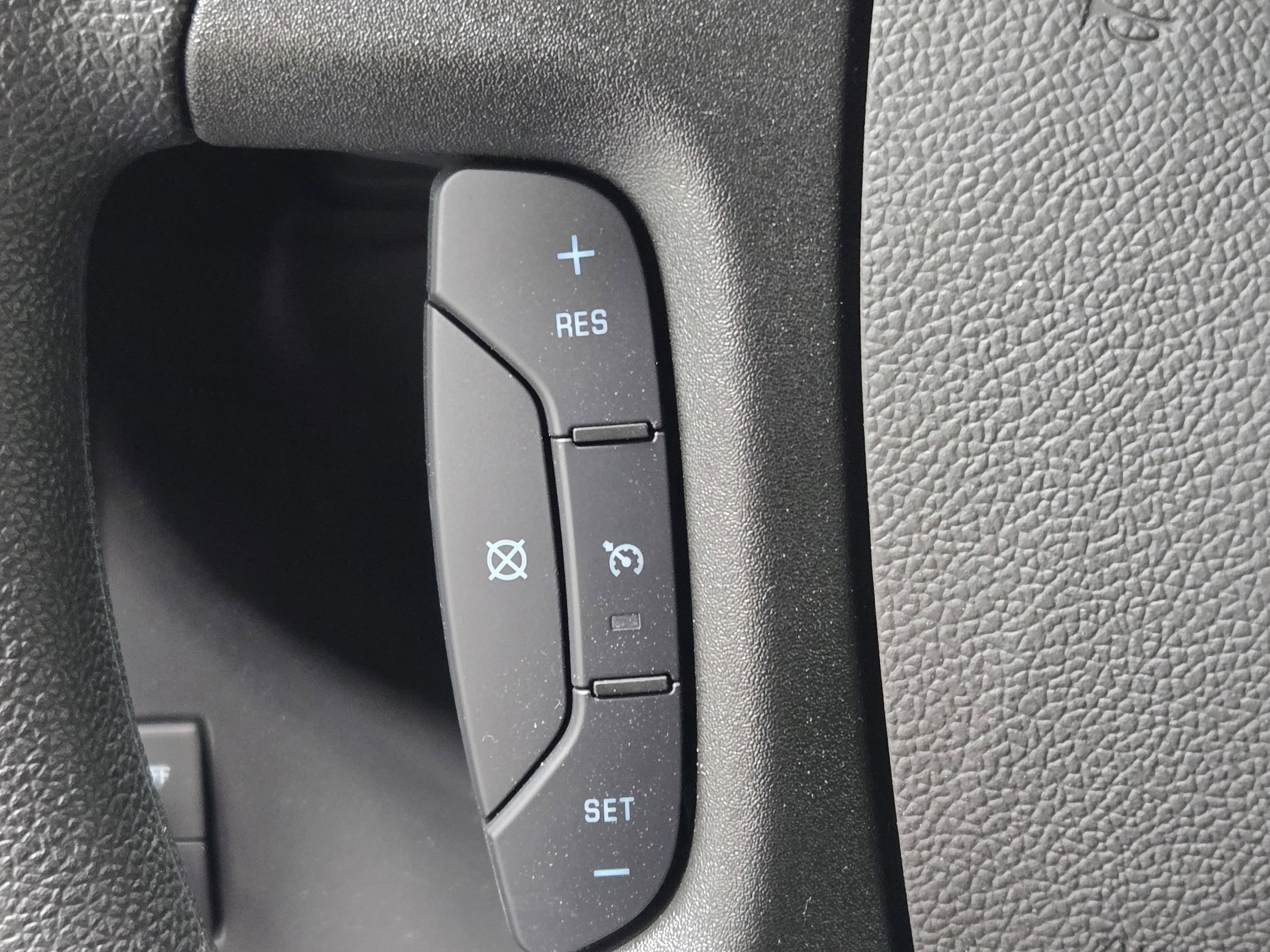 2025 Chevrolet Express Cargo Work Van - Photo 18