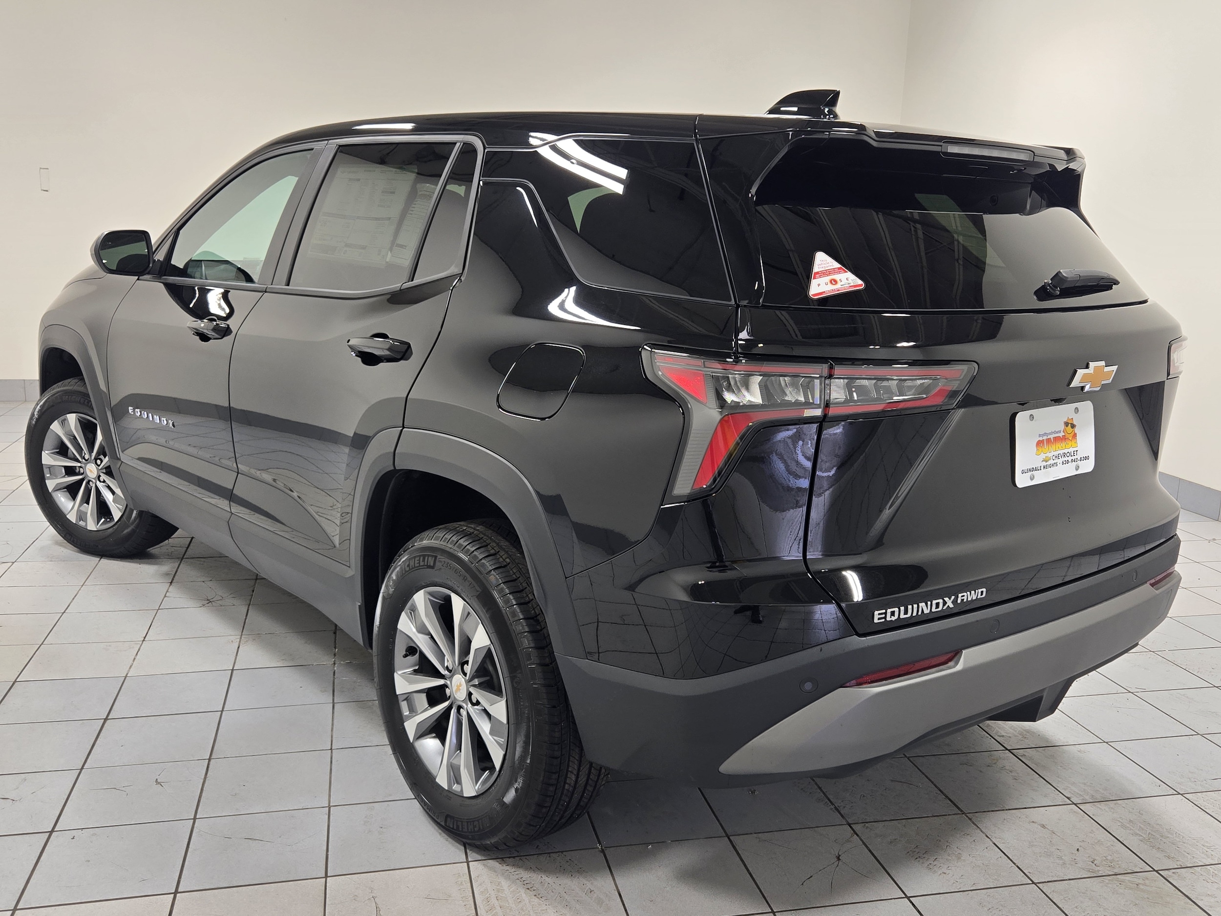 2027 Chevrolet Equinox LT - Photo 12
