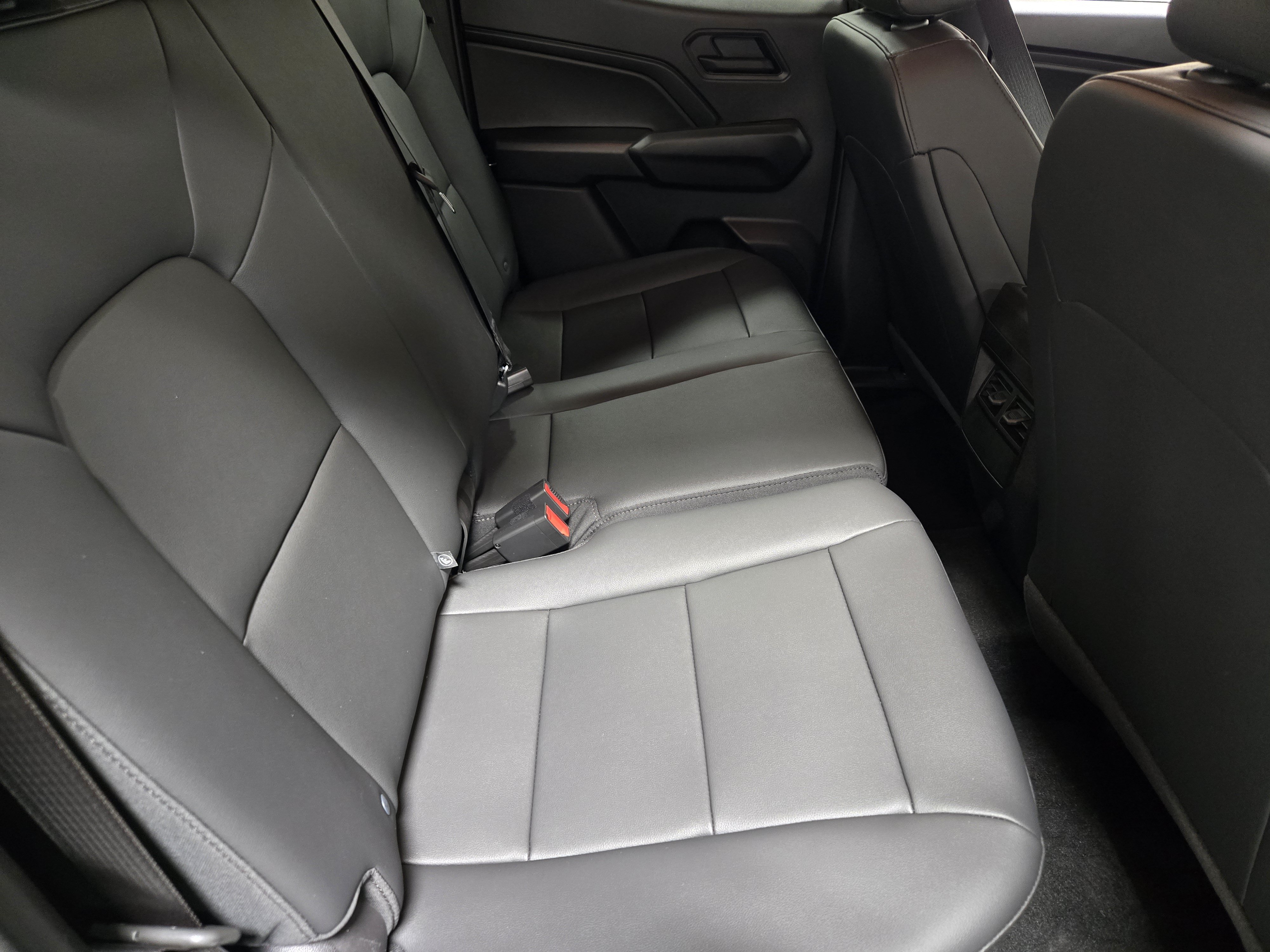 2026 Chevrolet Colorado Trail Boss - Photo 9