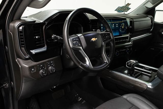 2024 Chevrolet Silverado 1500 LTZ - Photo 10
