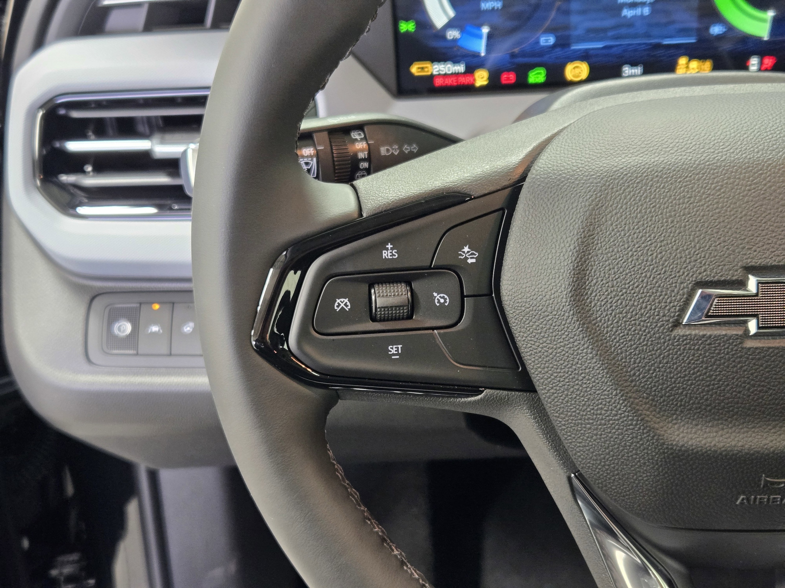 2027 Chevrolet Bolt RS - Photo 29
