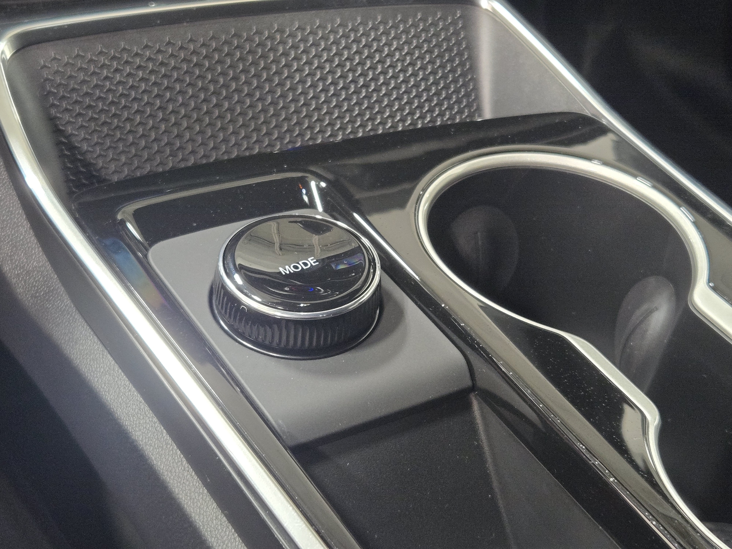 2027 Chevrolet Equinox LT - Photo 26