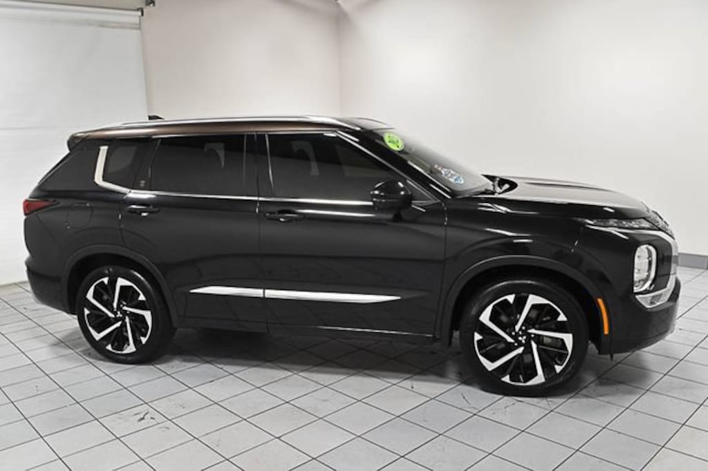 Used 2023 Mitsubishi Outlander SEL 40th Anniversary S-AWC SUV