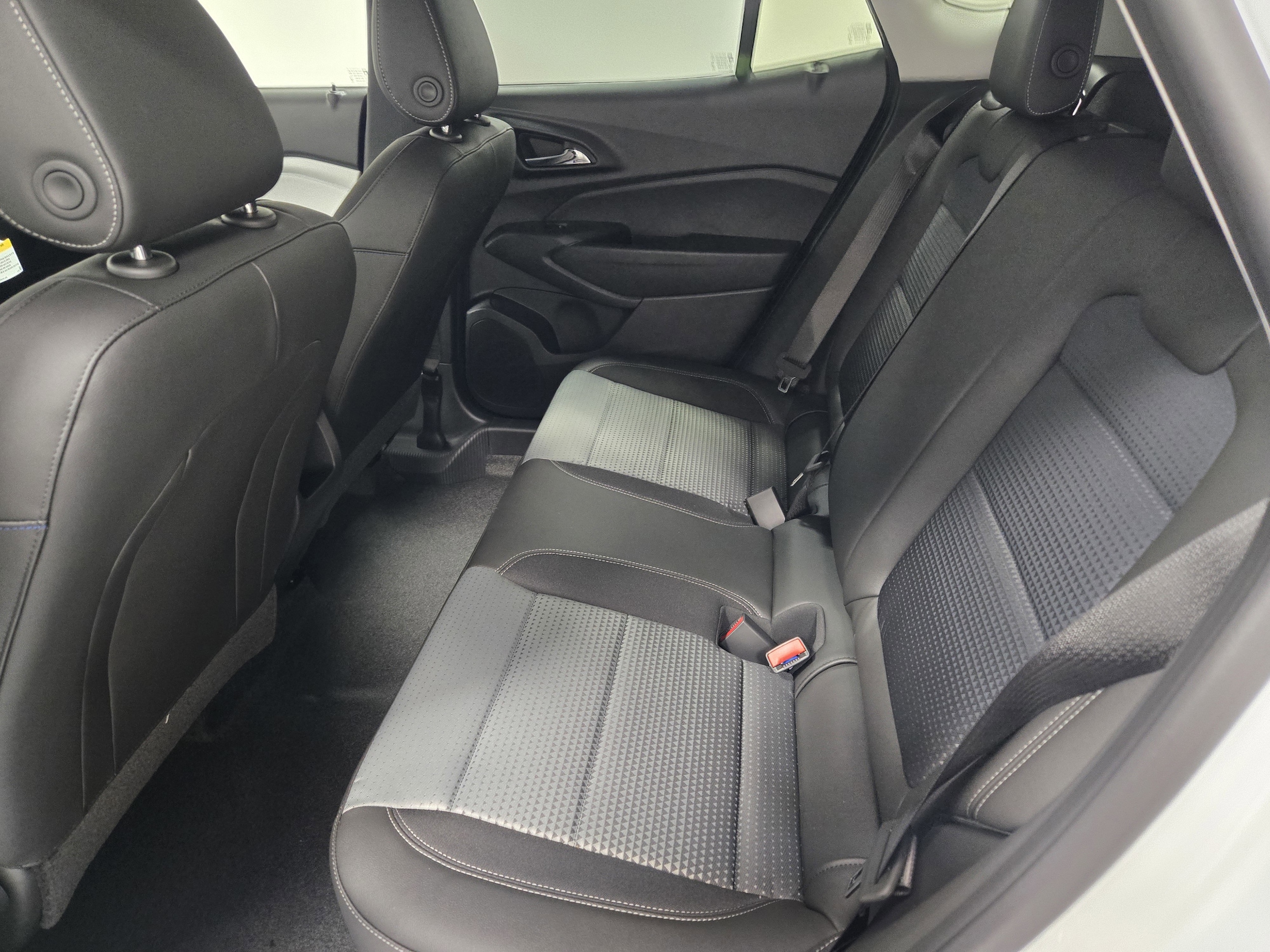 2026 Chevrolet Trax LT - Photo 16
