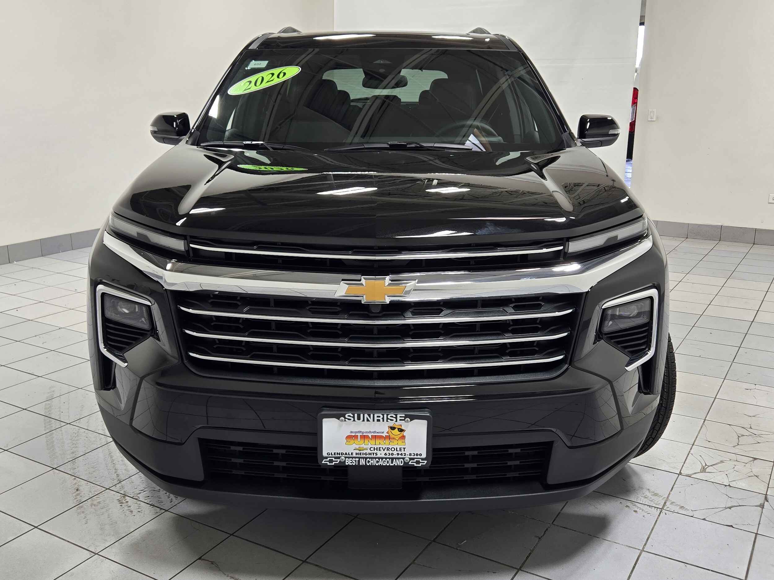2026 Chevrolet Traverse photo 2