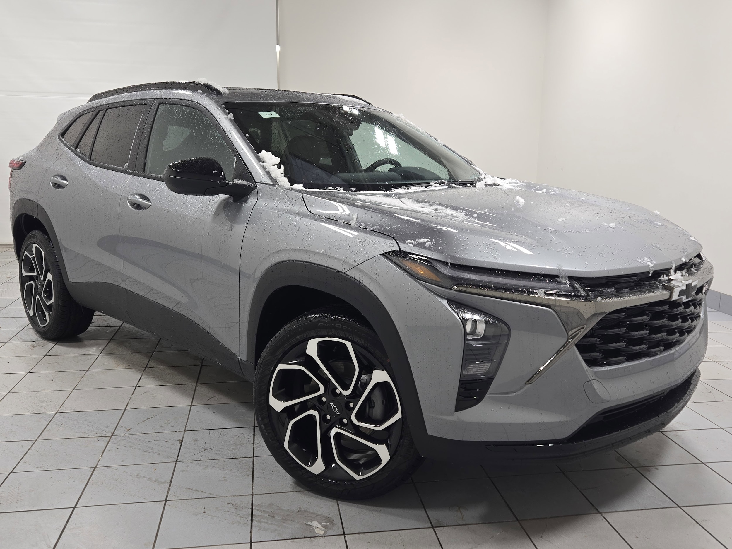 2026 Chevrolet Trax RS's photo