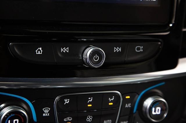 2023 Chevrolet Traverse 1LT - Photo 19
