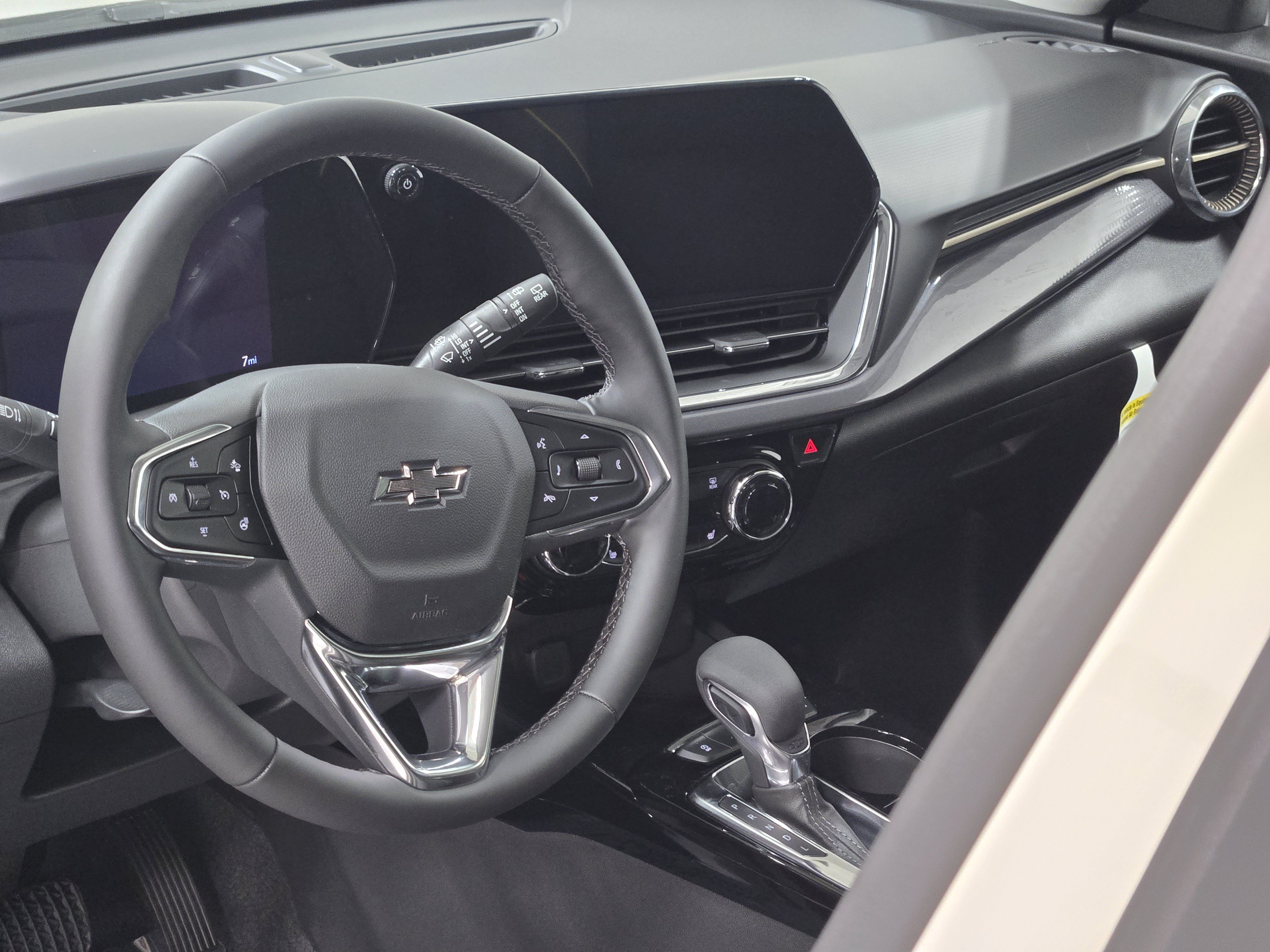 2026 Chevrolet Trax Activ - Photo 21