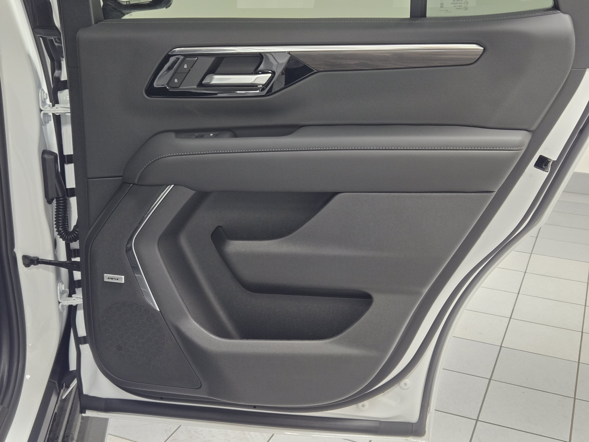 2026 Chevrolet Tahoe LT - Photo 9