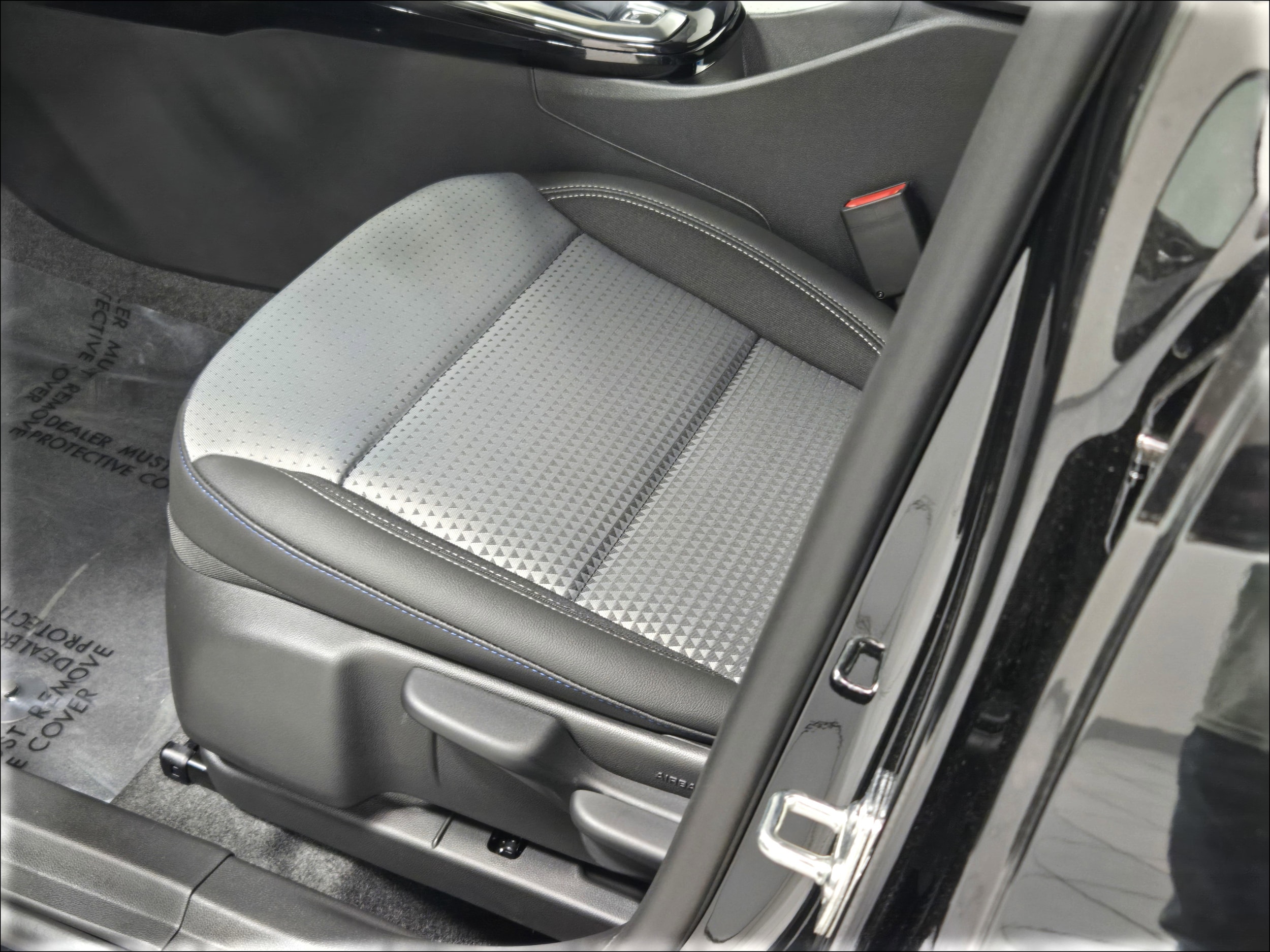 2026 Chevrolet Trax LT - Photo 21
