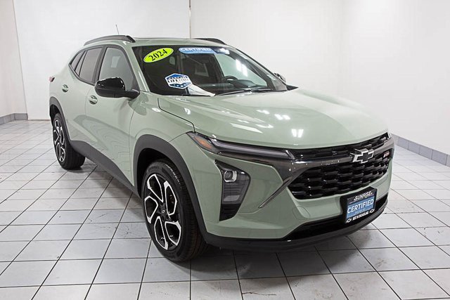 2024 Chevrolet Trax RS's photo