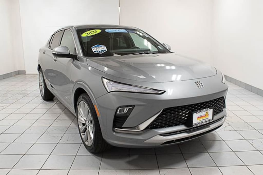 Used 2025 Buick Envista Avenir SUV