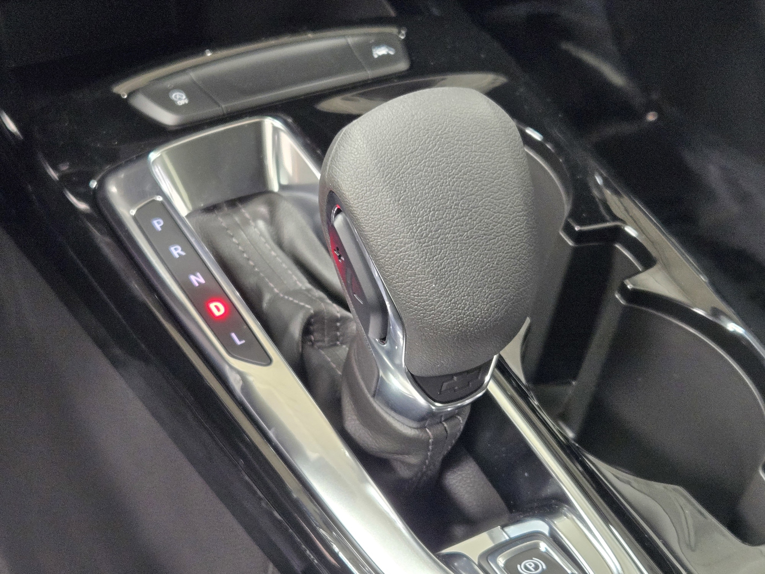 2026 Chevrolet Trax LT - Photo 27