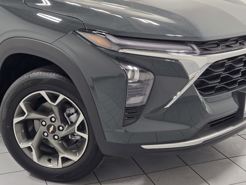 New 2026 Chevrolet Trax LT SUV
