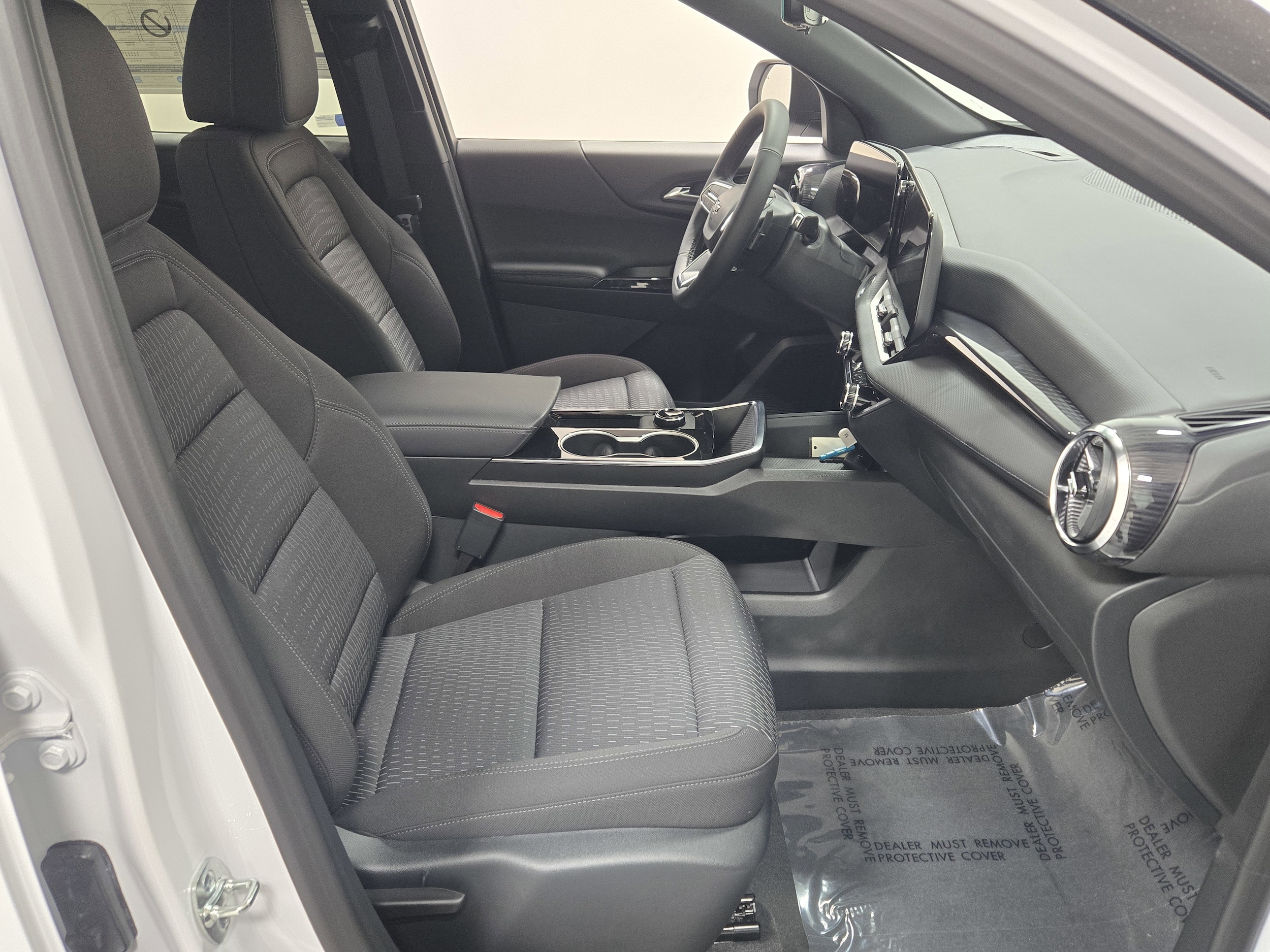 2026 Chevrolet Equinox LT - Photo 6