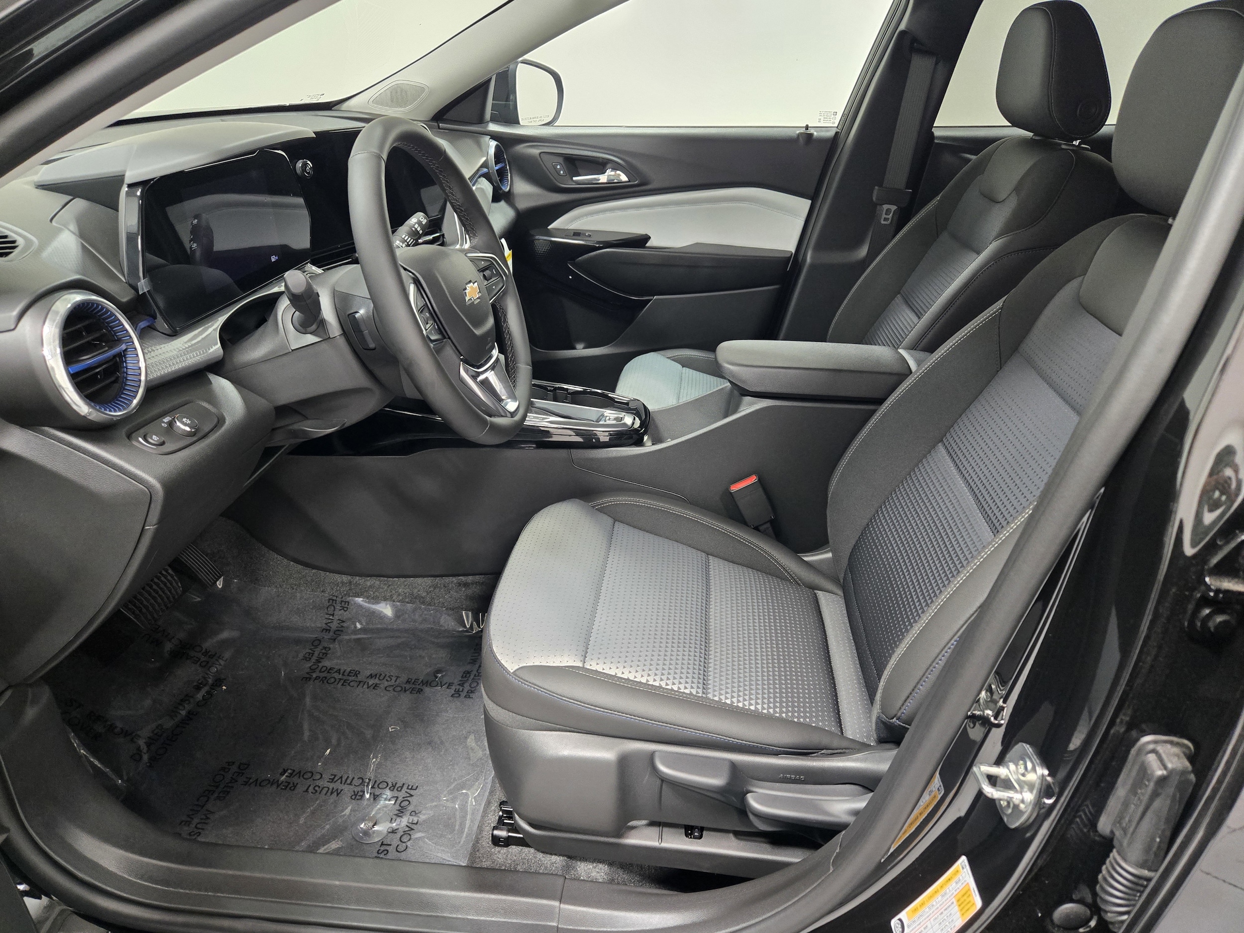 2026 Chevrolet Trax LT - Photo 20