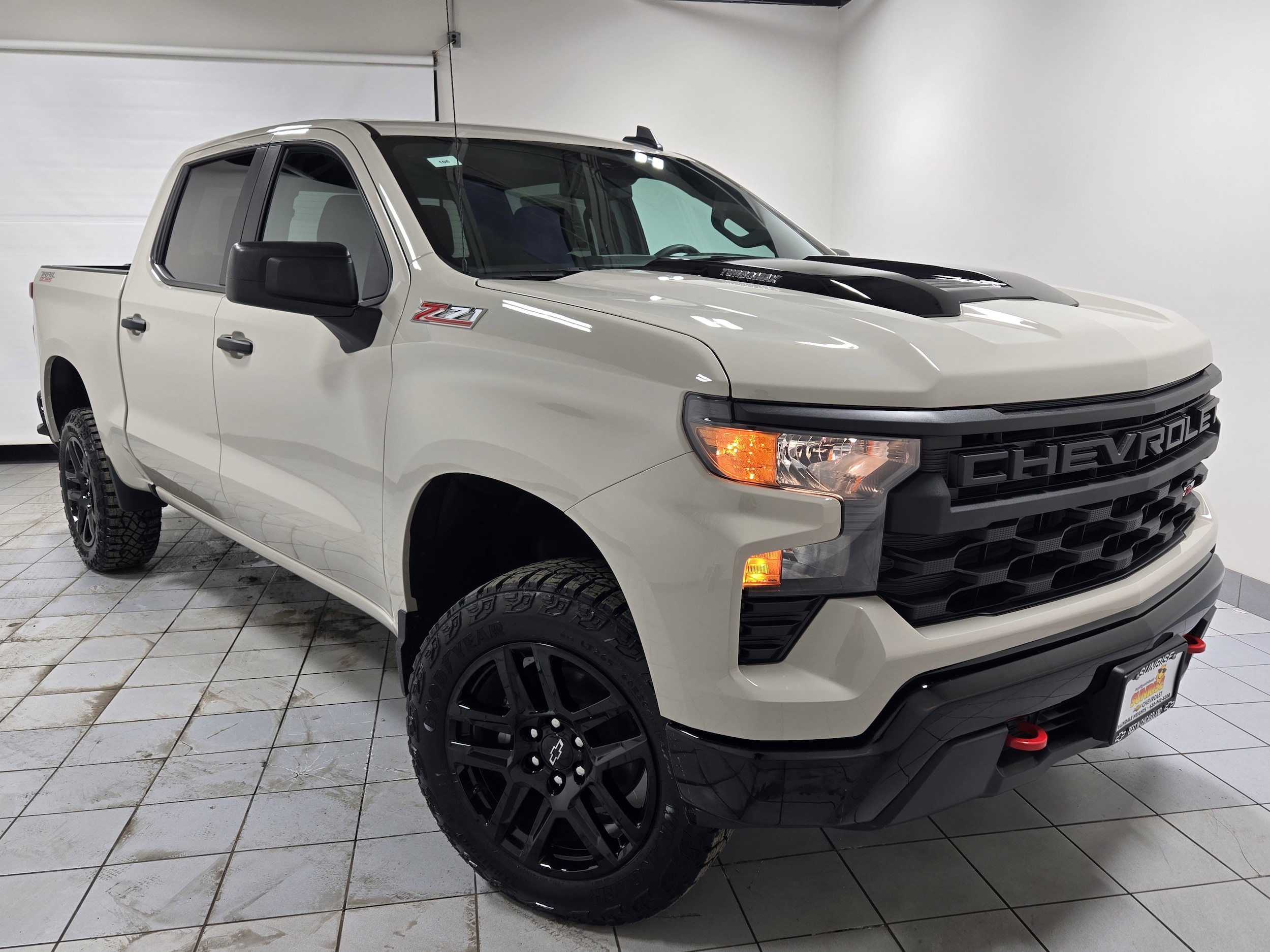 2026 Chevrolet Silverado Custom's photo