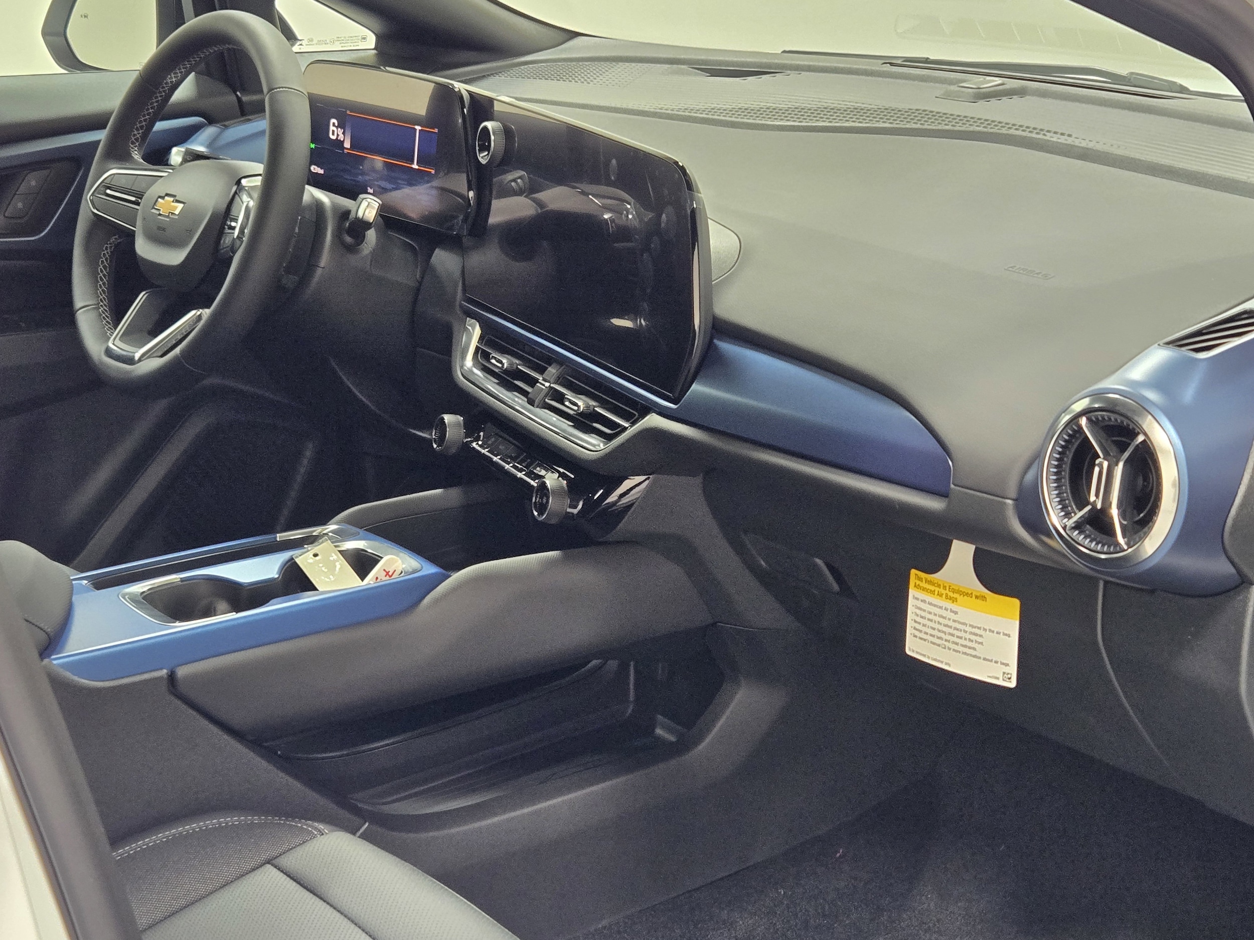 2026 Chevrolet Equinox EV 2LT - Photo 6